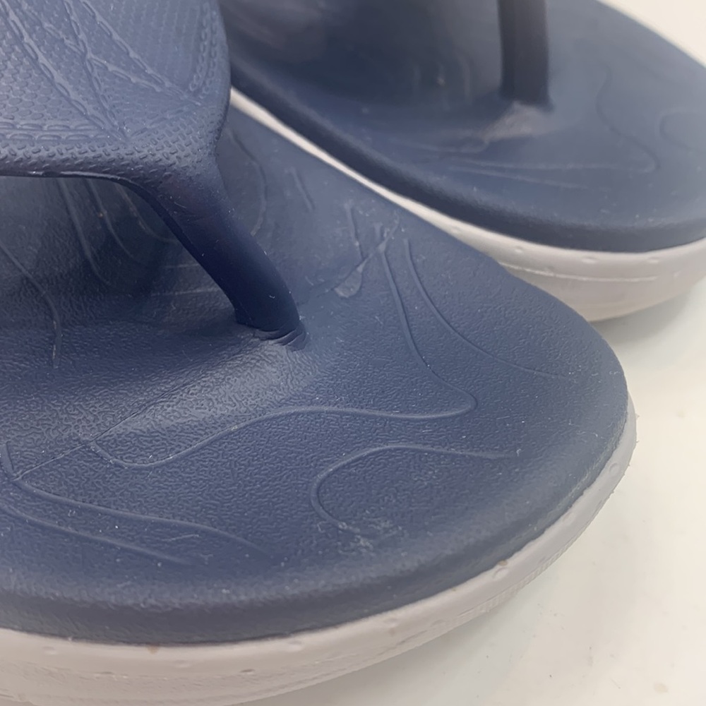 Skechers navy flip flops - Picture 4 of 9